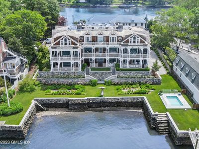 702 Steamboat Rd APT 1, Greenwich, CT, 06830