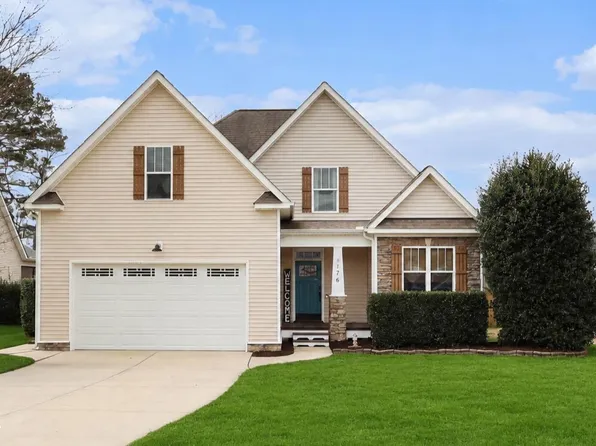 176 Braddock Dr, Lillington, NC 27546