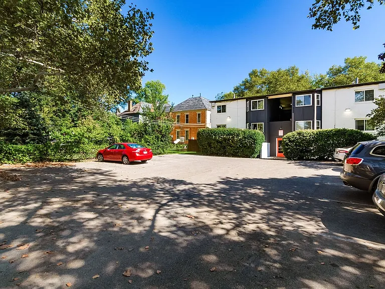 45 Governor Pl — Photo 17
