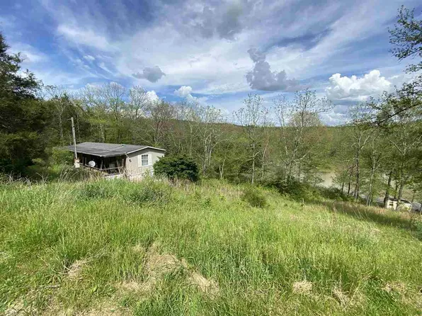 635 Buckeye Hills Rd, Falmouth, KY 41040