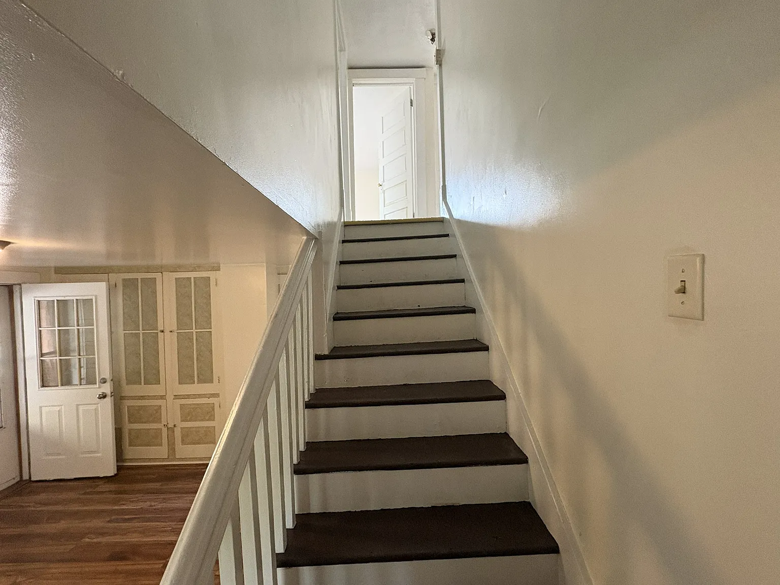 517 Bigler Ave — Photo 3