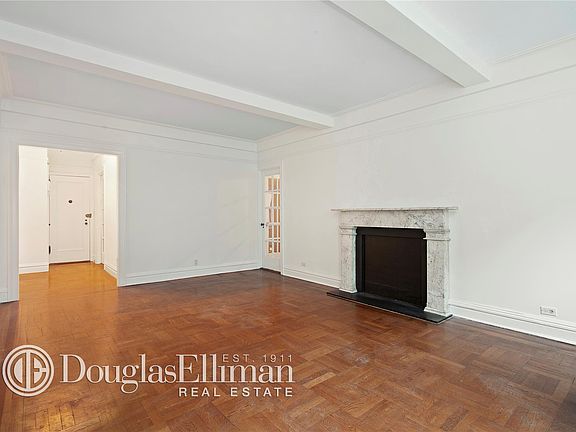 3rd image of 119 E 84th St APT 6A