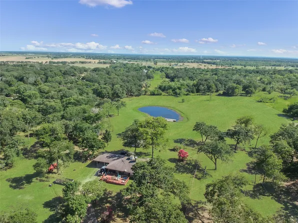 1001 Sandy Ridge Rd, Scurry, TX 75158