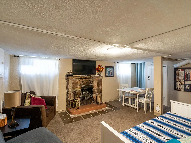 621 Cooper Ave #B — Photo 9