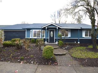 3575 Douglas Dr, Springfield, OR 97478