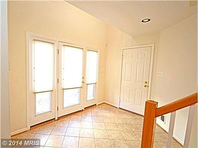 Interior (General)2-story Foyer w/ overlook