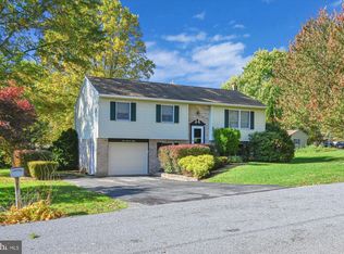 108 Melony Ln, Lititz, PA 17543