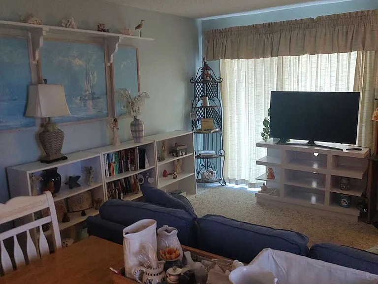 7151 Dell Rd #4 — Photo 9