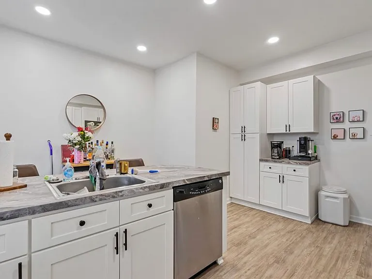 518 Griffin St — Photo 9