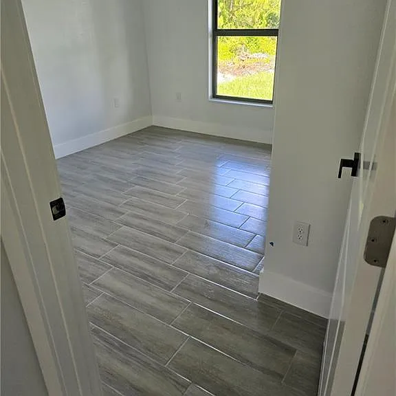 247 Pennfield St #247 — Photo 9