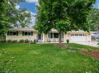 1751 Resthaven Ln, Mound, MN 55364