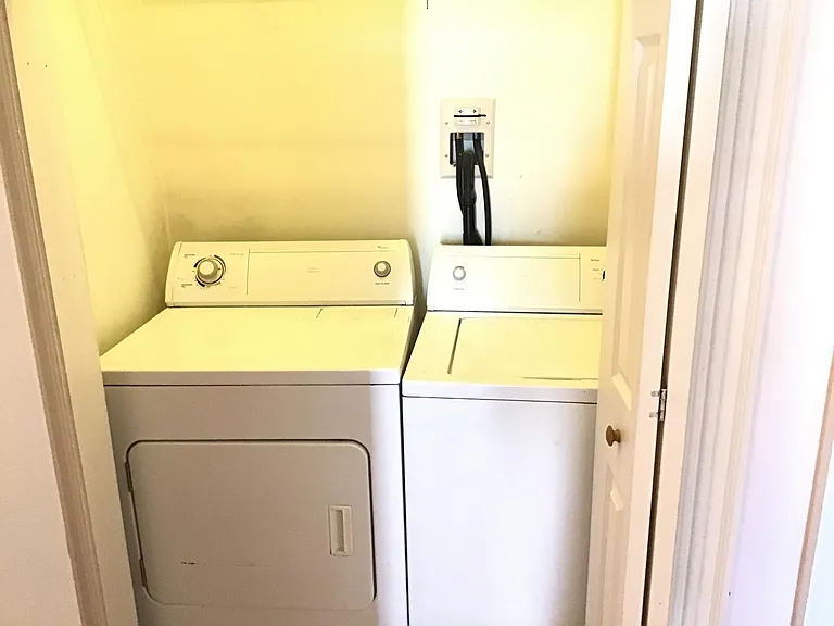 532 Brighton Ave — Photo 4