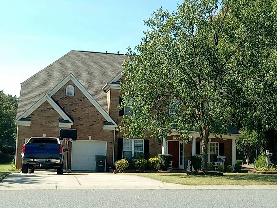 1st image of 144 Elizabeth Hearth Rd