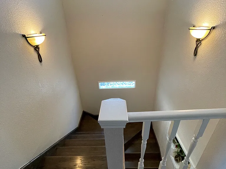 121 Lakepointe Cv — Photo 8