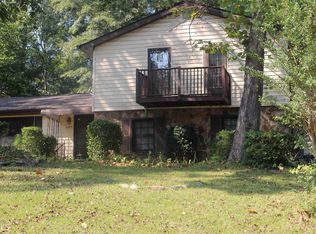 6883 Creekmoor Ln, Riverdale, GA 30296