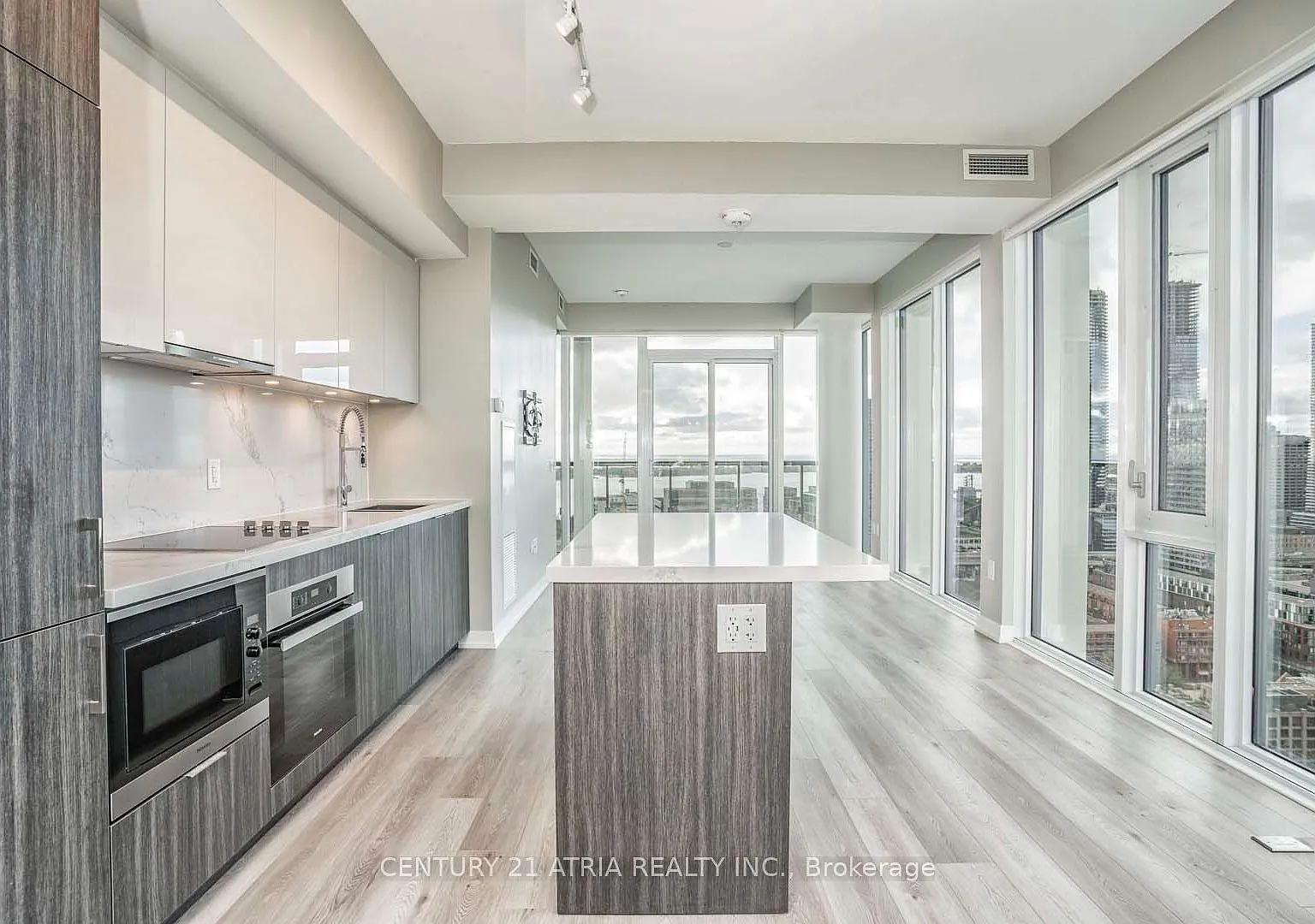 3 bed, $6,000 — Photo 4