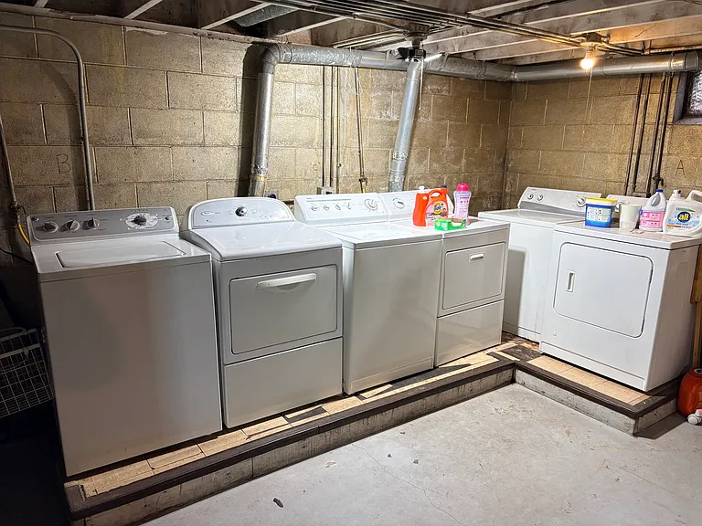 1735 Greene Ct #B — Photo 8