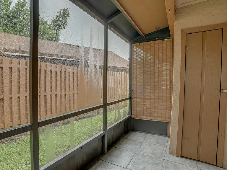 407 Douglas Way — Photo 15