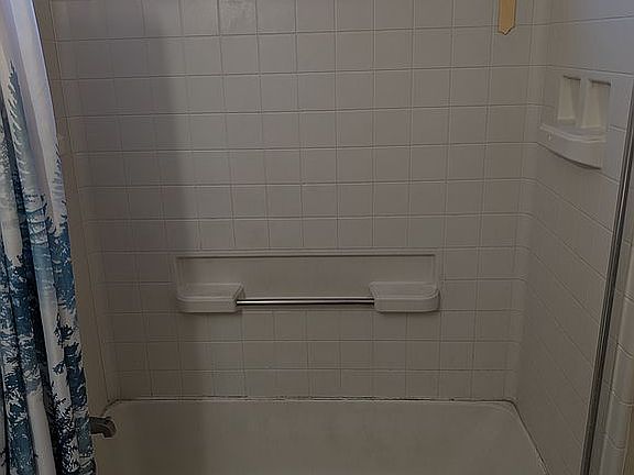 5th image of 2313 Beechwood Way