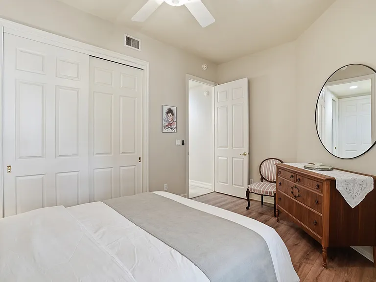 4964 Westchester Ct #1 — Photo 20
