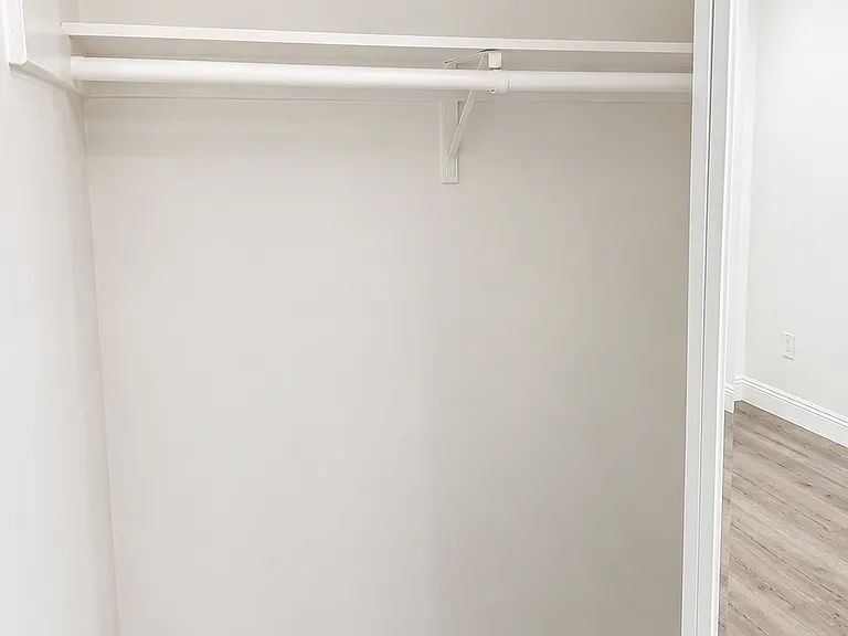 5739 Halbrent Ave #28 — Photo 11