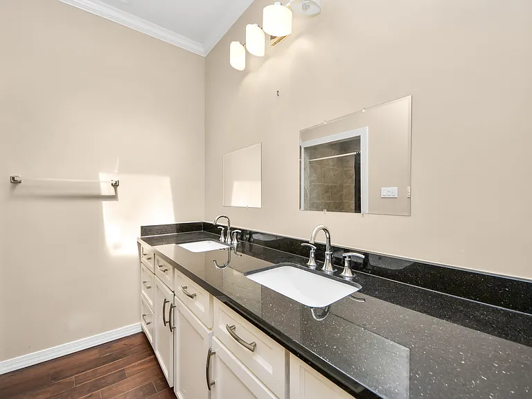 Bathroom 1 Remodeled Counter top/sinks