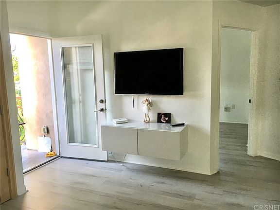 2nd image of 22732 Dolorosa St