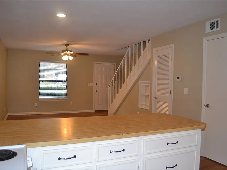 1290 High Rd — Photo 13