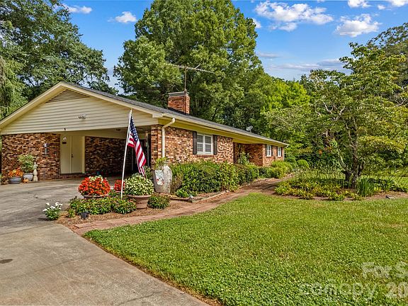 5th image of 270 Lewis Ferry Rd