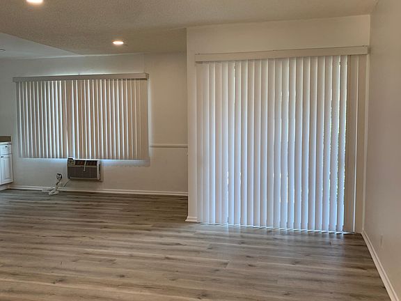 2nd image of 12159 Magnolia Blvd #8