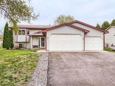9621 Hallmark Ave S, Cottage Grove, MN, 55016