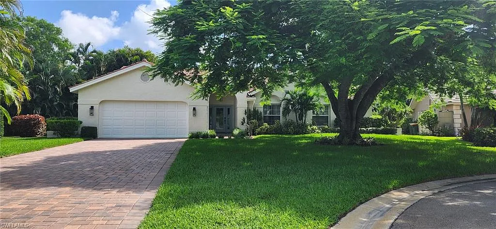 3 bed, 2.0 bath, 1881 sqft, $12,000 — Photo 2