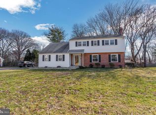 404 Laurel Ln, Wallingford, PA 19086