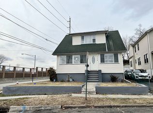 110 Delafield Ave, Rutherford, NJ 07070