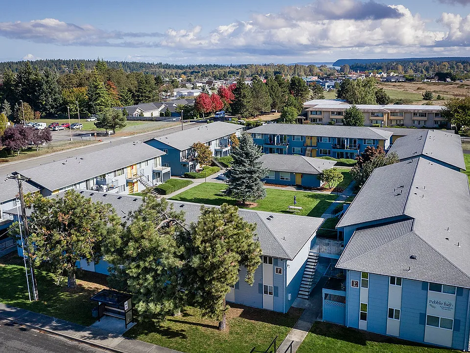 Pebble Bay Apartments