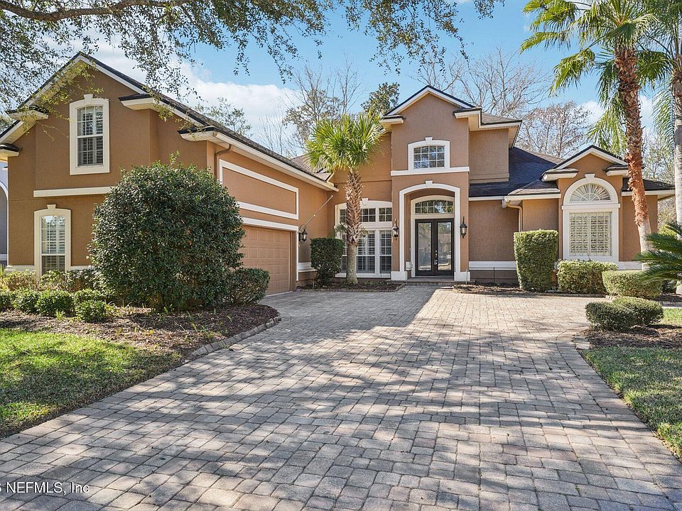 1st image of 2394 W CLOVELLY Lane