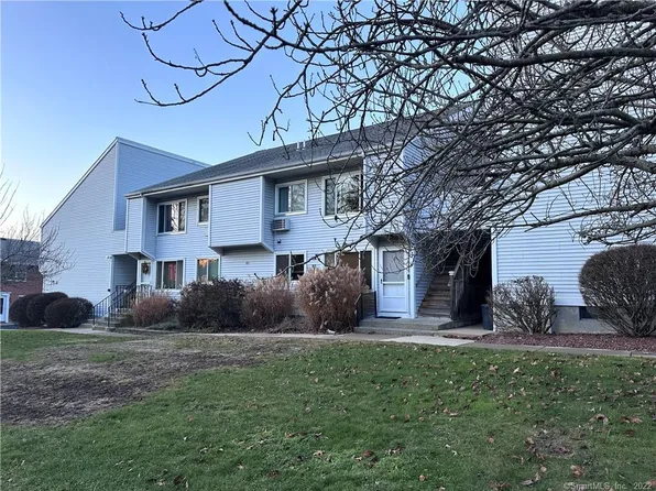 85 Niles Hill Rd Unit 13, New London, CT 06320