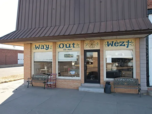 331 Main St, Quinter, KS 67752