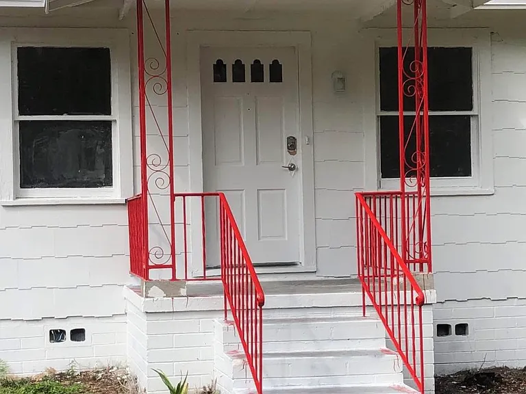 11311 SE 132nd Pl — Photo 2