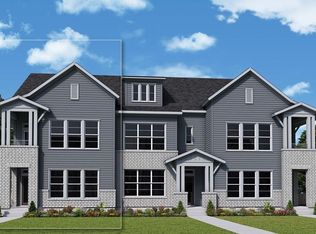 2748 Blue Iris Dr, Loveland, CO 80538