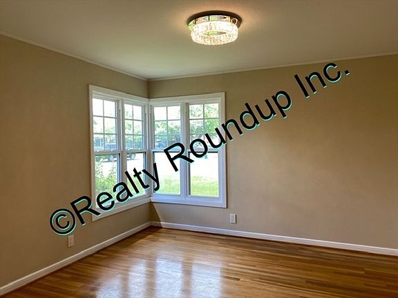 5th image of 1265 W Benjamin Holt Dr