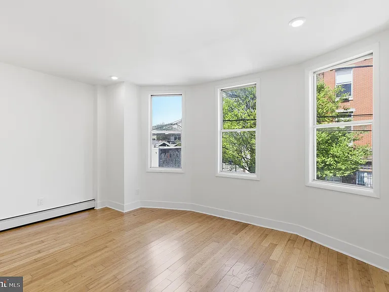 5939 Drexel Rd #CARRIAGE — Photo 3