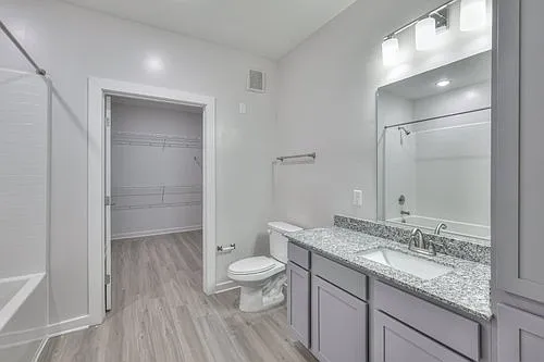 Monrovia Flats — Photo 8