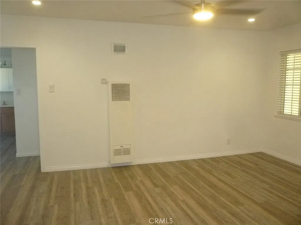 2 bed, 750 sqft, $2,350 — Photo 4