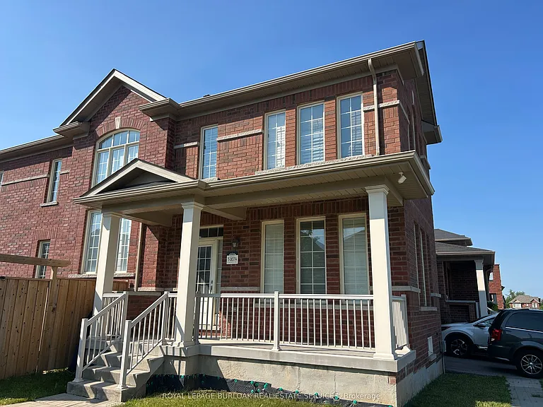 57 Macbean Cres — Photo 6