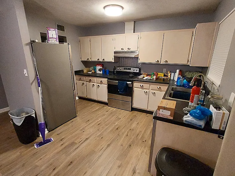 1815 Burns Dr — Photo 7