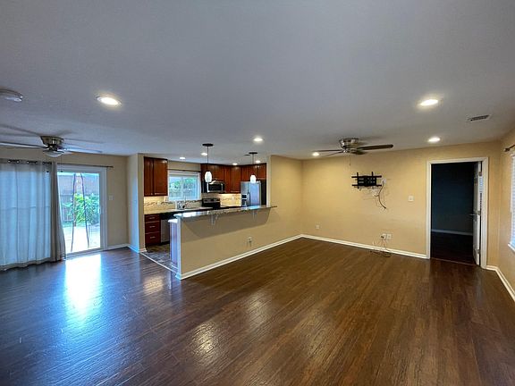 Living/Entry