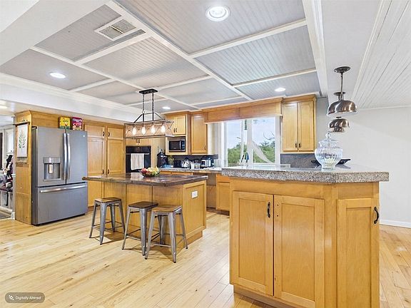 3rd image of 12856 Bucklund Road