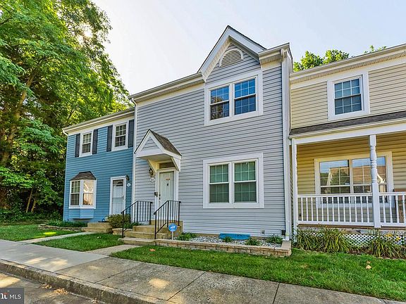 3rd image of 314 Surry Ln #131