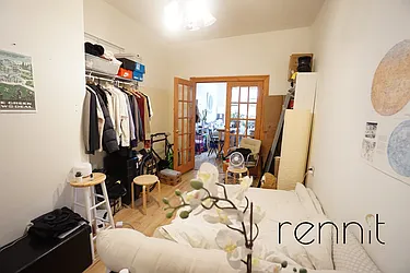 Rented by Rennit Inc.